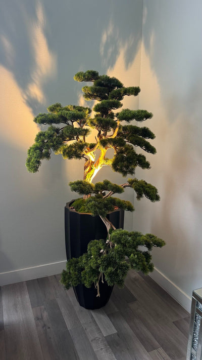 Künstlicher Bonsai-Baum „1,5 m" in einem mattschwarzen Pflanzgefäß